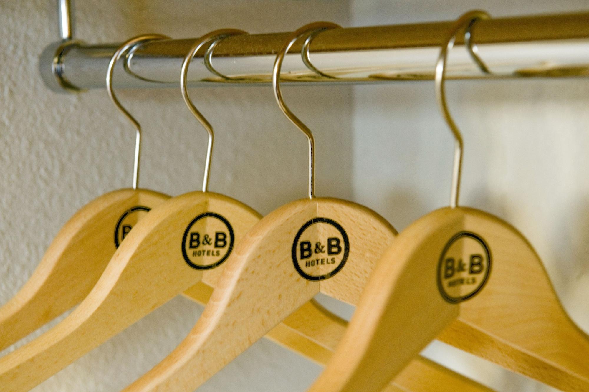 B&B Hotel Lille Tourcoing Centre Bagian luar foto