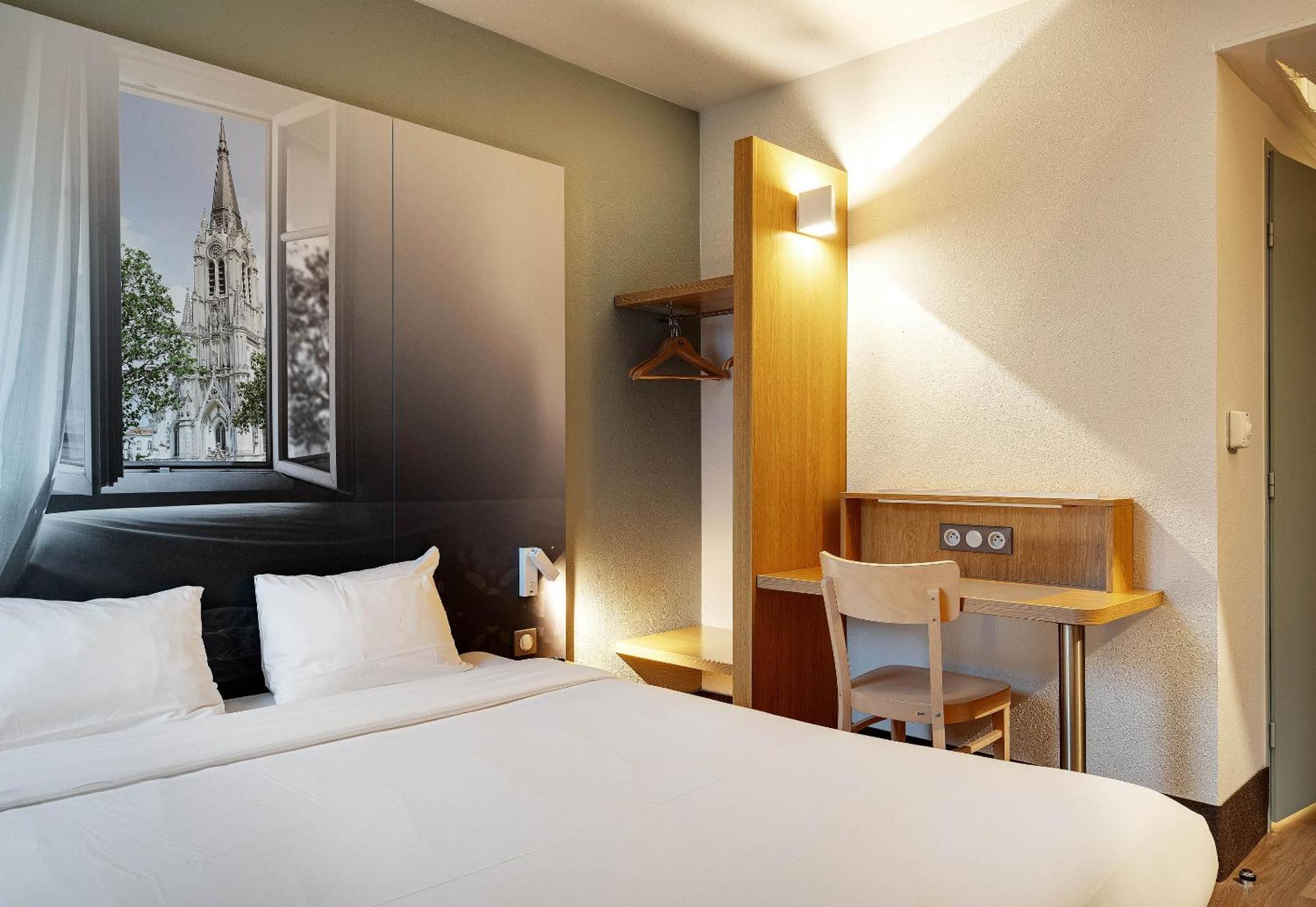 B&B Hotel Lille Tourcoing Centre Bagian luar foto