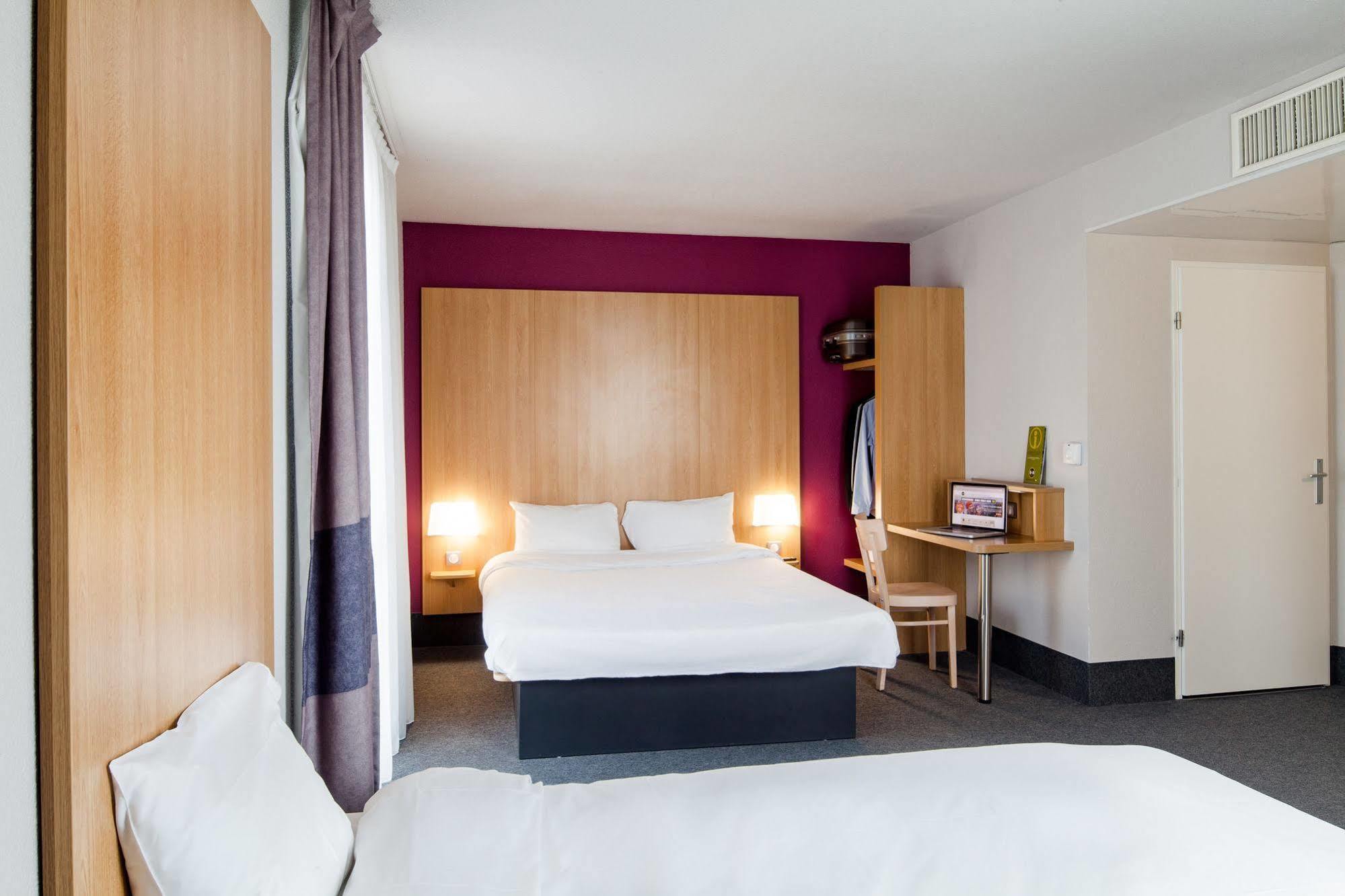 B&B Hotel Lille Tourcoing Centre Bagian luar foto