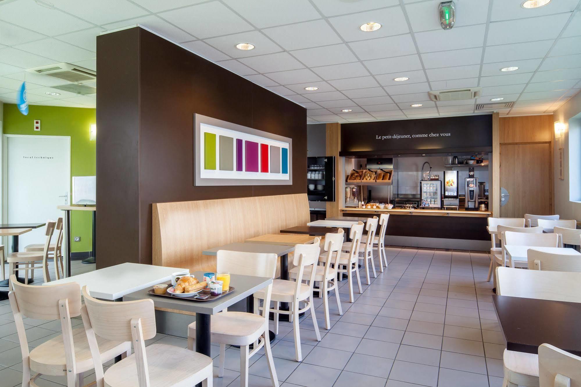B&B Hotel Lille Tourcoing Centre Bagian luar foto