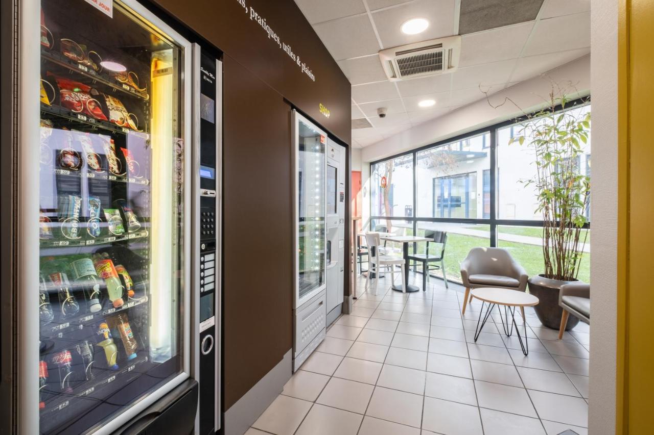 B&B Hotel Lille Tourcoing Centre Bagian luar foto